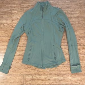 Lululemon Define Jacket in Willow Green- Size 8